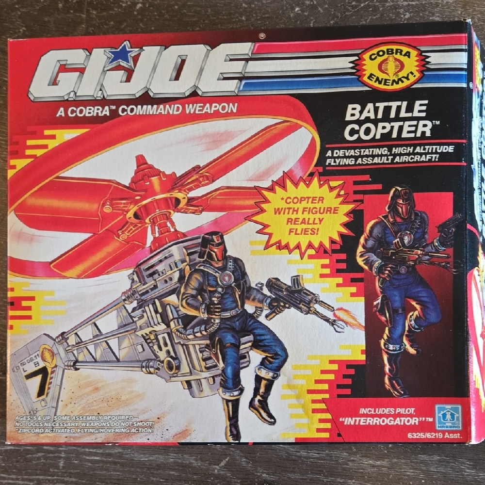 Hasbro G.I. Joe Battle Copter with Interrogator - Red and Black
